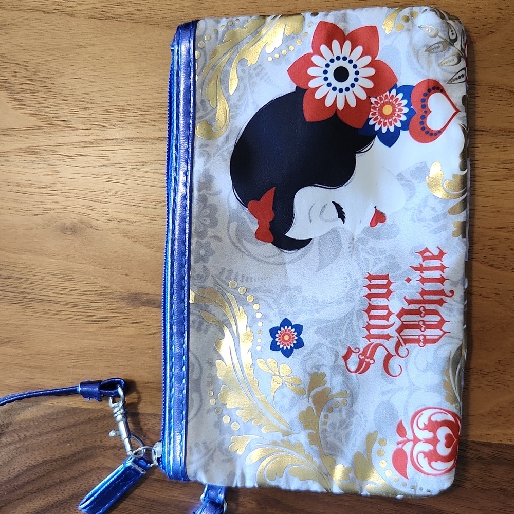 Snow White make up bag made by London SOHO New York